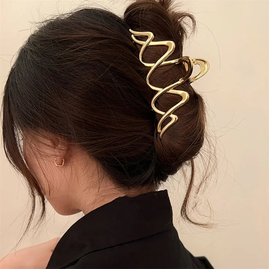 Geometric Wave Metal Hair Claw